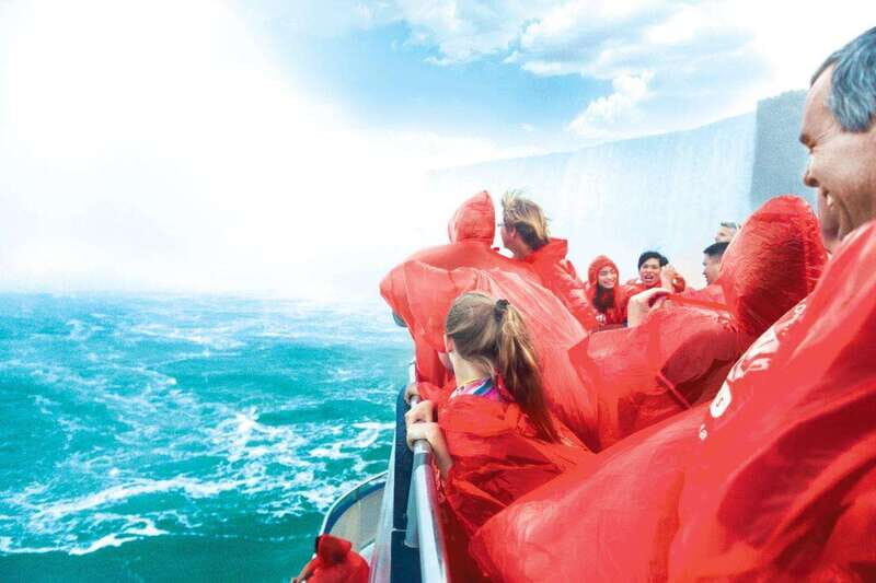 Toronto: Niagara Falls Day Tour with Niagara City Cruise - Key Points That Make This Tour Worth Your Time