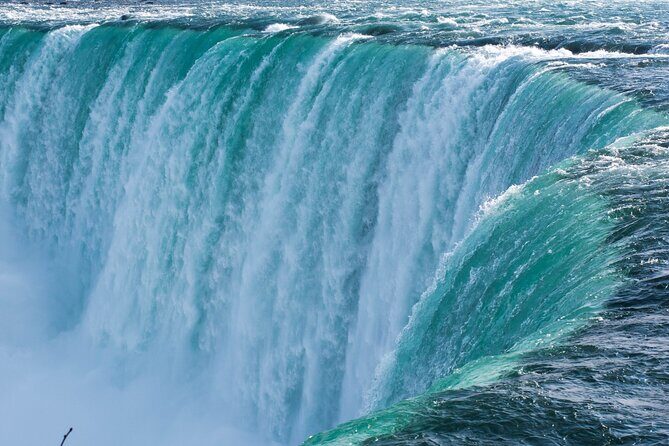 Toronto: Niagara Falls Tour, Boat, Journey Behind Falls & Tower - A 9-hour Niagara sampler from Toronto