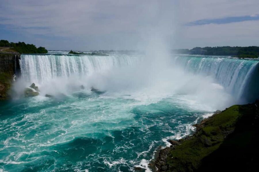 Toronto: Niagara Falls Tour Boat, Tower & Behind the Falls - Maple syrup farm, samples, and chocolate/fudge tasting: a very Canadian break