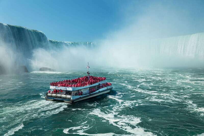 Toronto: Niagara Falls Tour with Cruise and Behind The Falls - Key points worth knowing