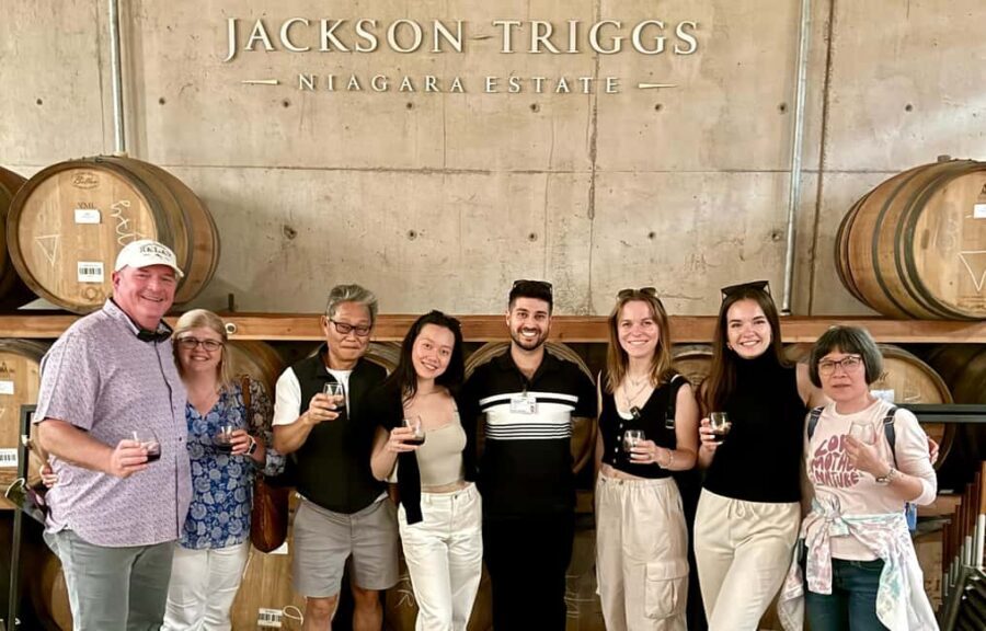 Toronto: Niagara-on-the-Lake, Wine Tasting & Chocolate Tour - Why Niagara-on-the-Lake beats a rush-and-foreget tour