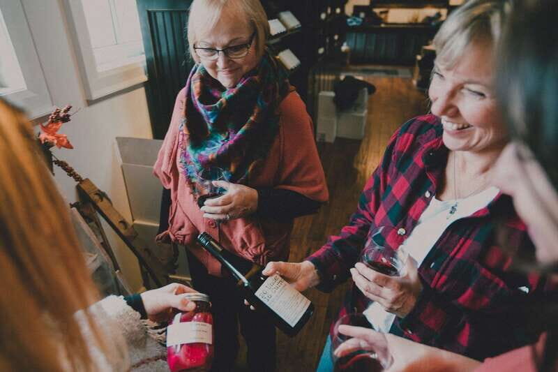 Toronto: Niagara Wineries Tasting Tour & Optional Lunch - Niagara-on-the-Lake Wine Stops: Pillitteri, Inniskillin, and Konzelman