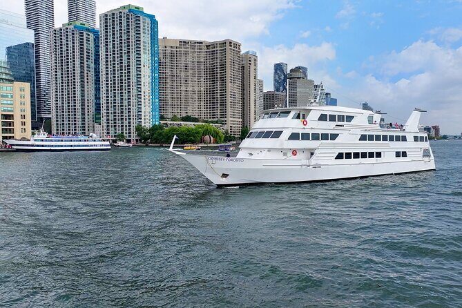 Toronto Premier Brunch Cruise on Odyssey in Toronto Harbour - Brunch buffet: what you can expect to eat (and how it feels)