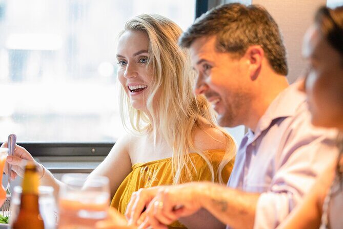 Toronto Premier Lunch Cruise on Odyssey in Toronto Harbour - Drinks and the cash bar: what to expect if you want alcohol