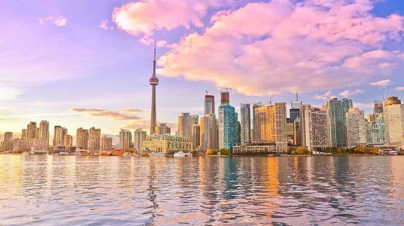 Toronto: Premium Harbor Cruise with Lunch, Brunch, or Dinner - What the Toronto Odyssey cruise feels like on the water