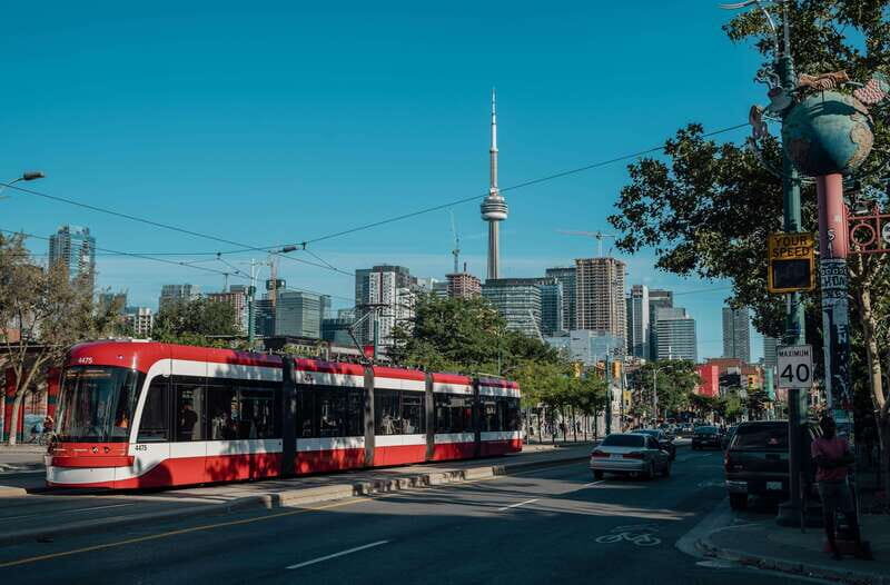 Toronto: Private Small Group City Tour with Local Guide - Pickup to CN Tower: the orientation win