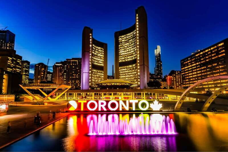 Toronto: Private Walking Tour With A Guide (Private Tour) - Why a Private Walking Tour Works So Well in Toronto