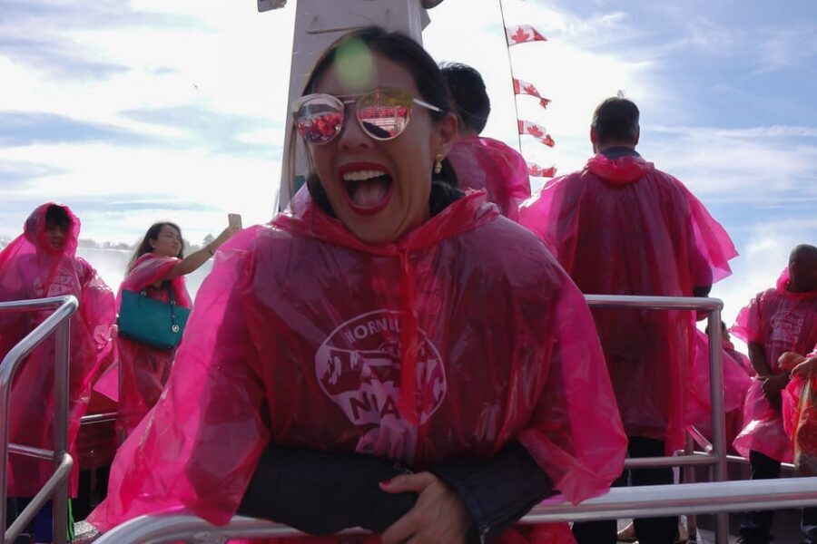 Toronto: Splendours of Niagara Falls Small Group Tour w/Boat - Who this tour is best for