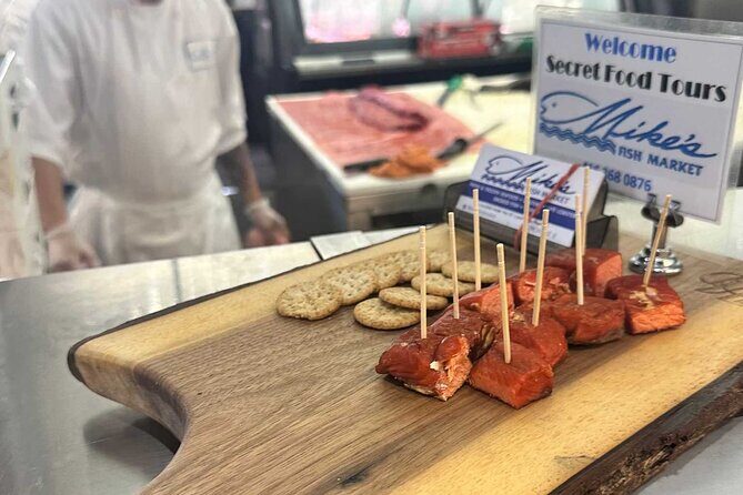 Toronto: St Lawrence Market Food Tour with 6 Food Tastings - The secret dish: how the finale changes the day