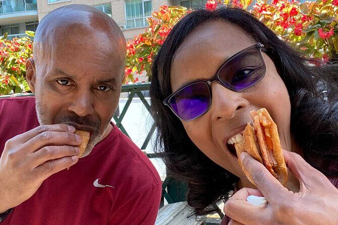 Toronto: St Lawrence Market Food Tour with 6 Food Tastings - Pacing and the reality of walking in Toronto