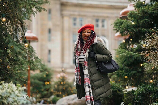 Travel Photo Session in Toronto - Weather, Cold, and Timing: How to Get the Best Results