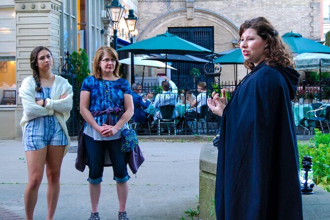 University of Toronto Ghost Tour - Campus Secrets & Spectres - Meeting outside the Royal Conservatory of Music: easy to find